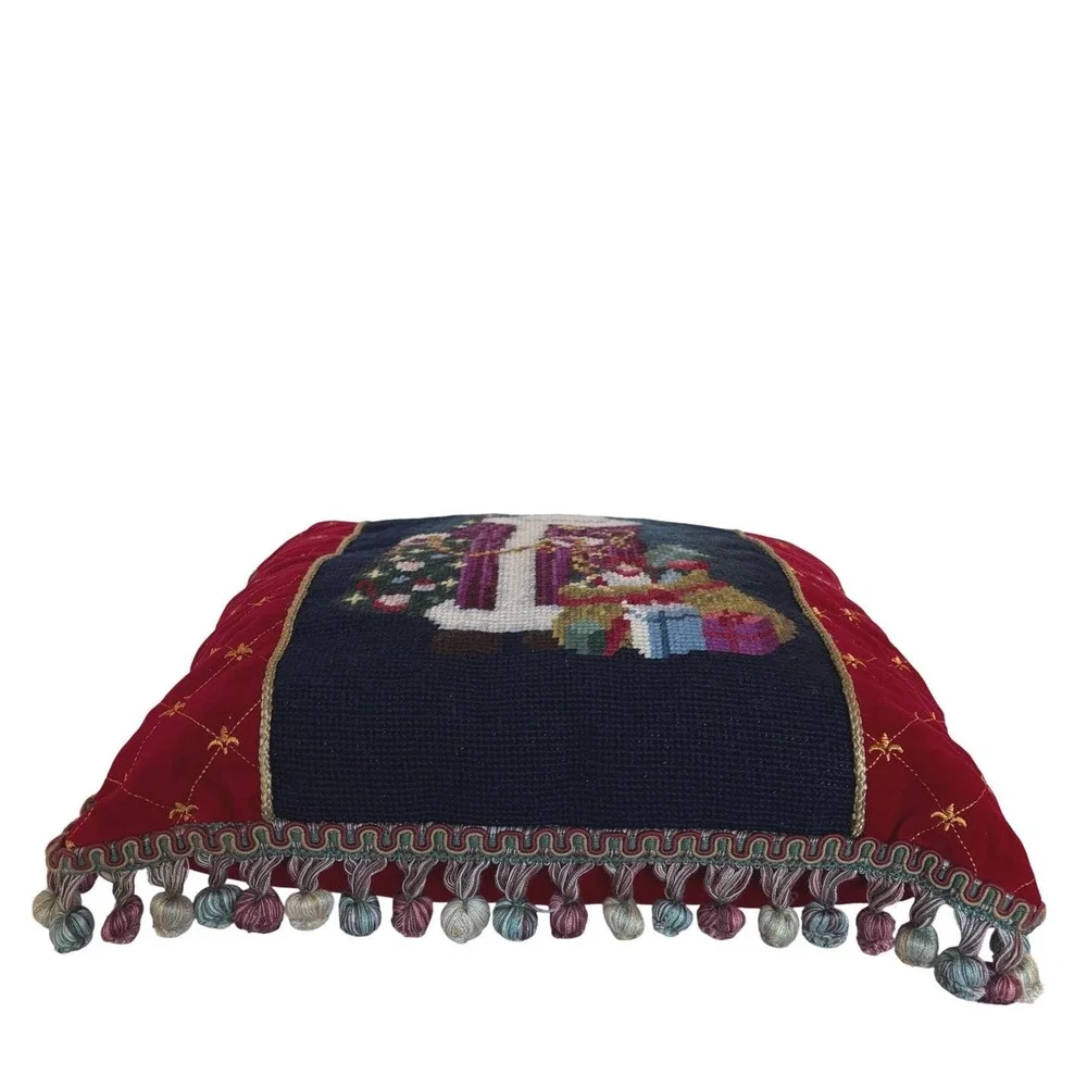 Vtg Needlepoint Pillow Santa Claus Christmas‎ Velvet Wool Tassle Fleur de Lis